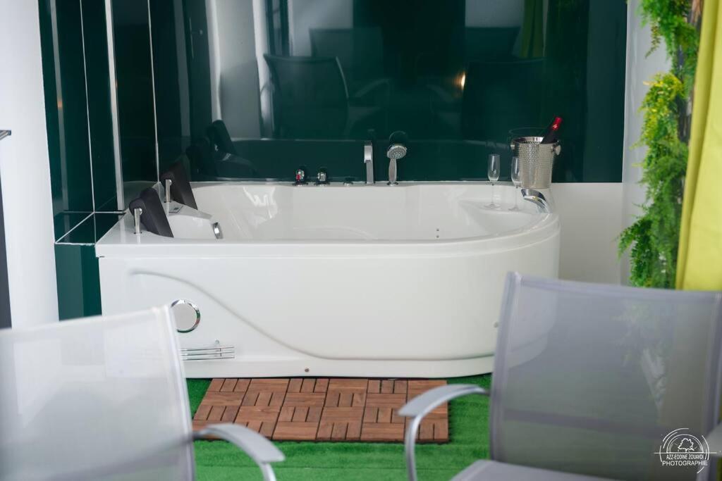 Suite Le Loft & Garden Et Spa By Nancyintimelounge Exterior foto